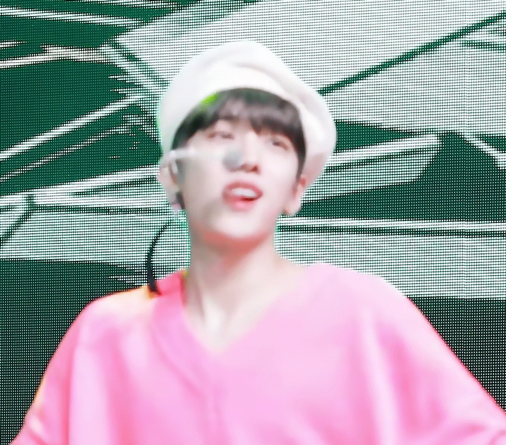 [잡담] 내가 좋아하는 종이돌이 한달 휴직이라 실존돌이랑 바람피려고 왔는데 | 인스티즈