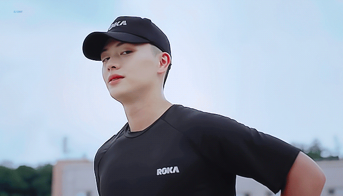 [잡담] 육성재 군대에서 필모 쌓았다고 하는 이유 | 인스티즈