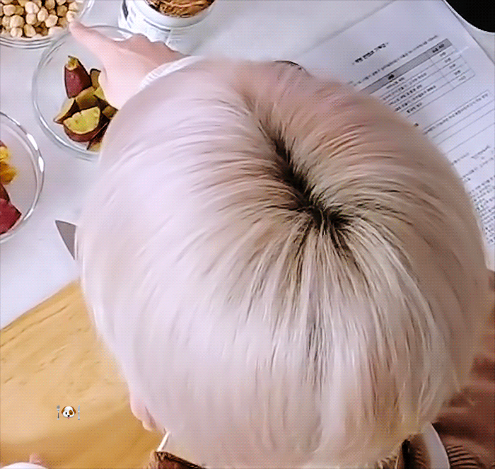 [잡담] 백현이 머리 숱이 젤 부러워 | 인스티즈