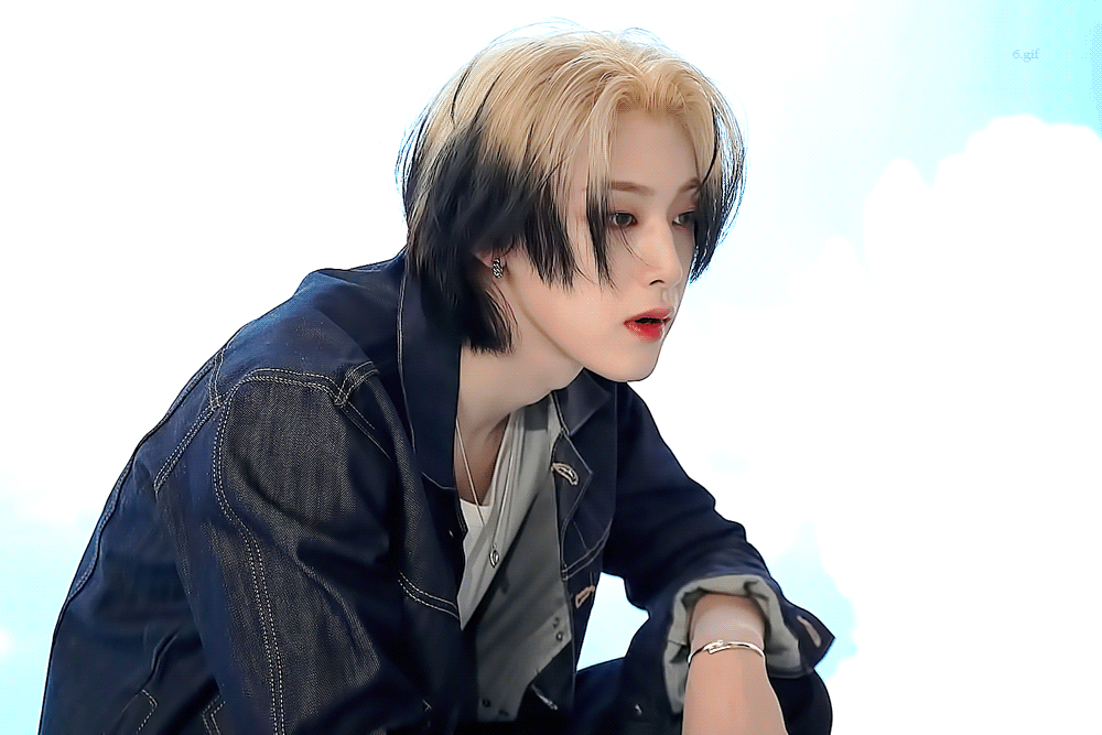 [잡담] 이런 특이한 머리 잘 어울리는 남자 어때 | 인스티즈