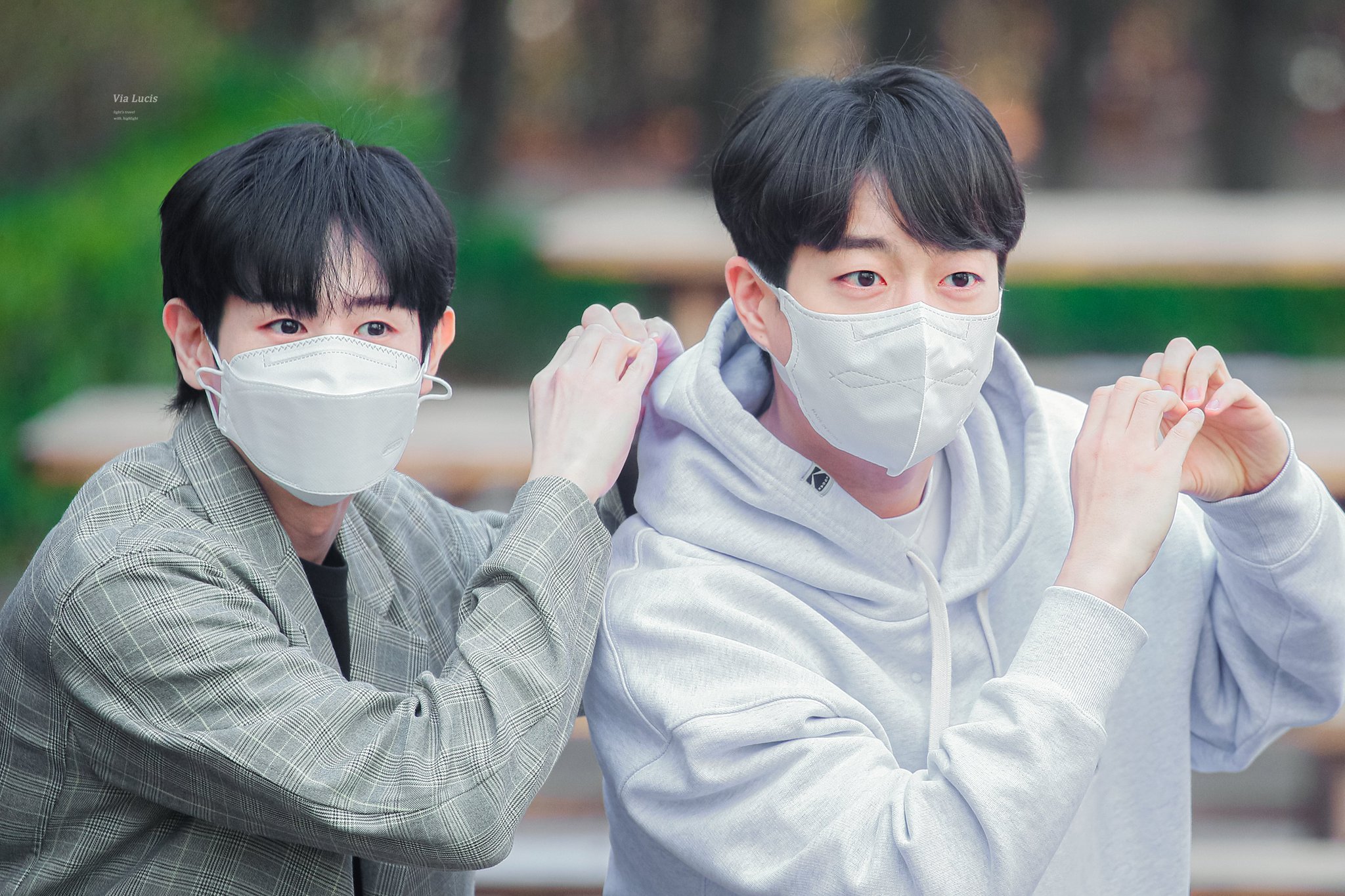 [잡담] 윤두준 양요섭 이 사진 학회장이랑 부학회장 같다는데 | 인스티즈