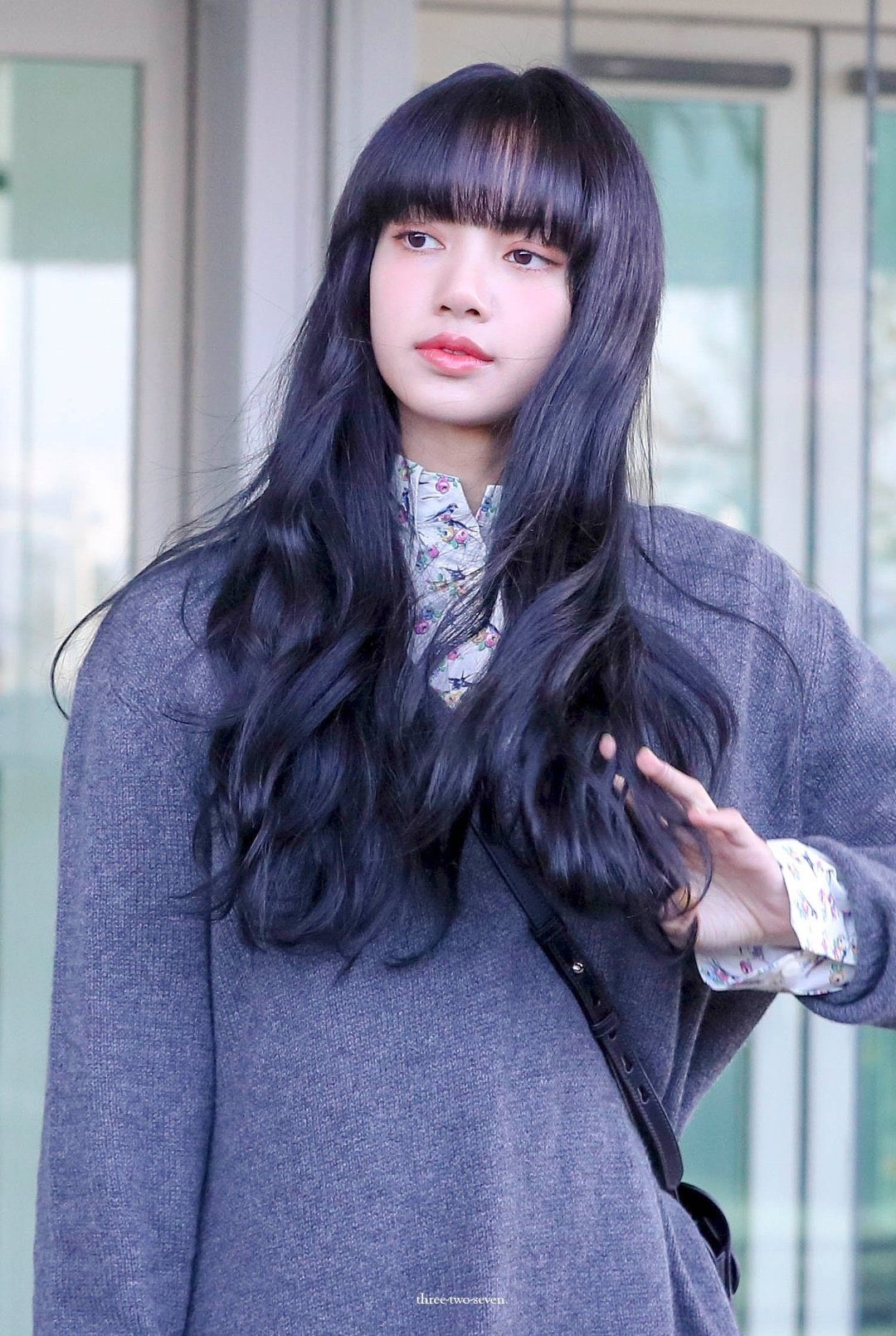 [잡담] 리사야 흑장발+앞머리 해줘 또 해줘 더줘 | 인스티즈