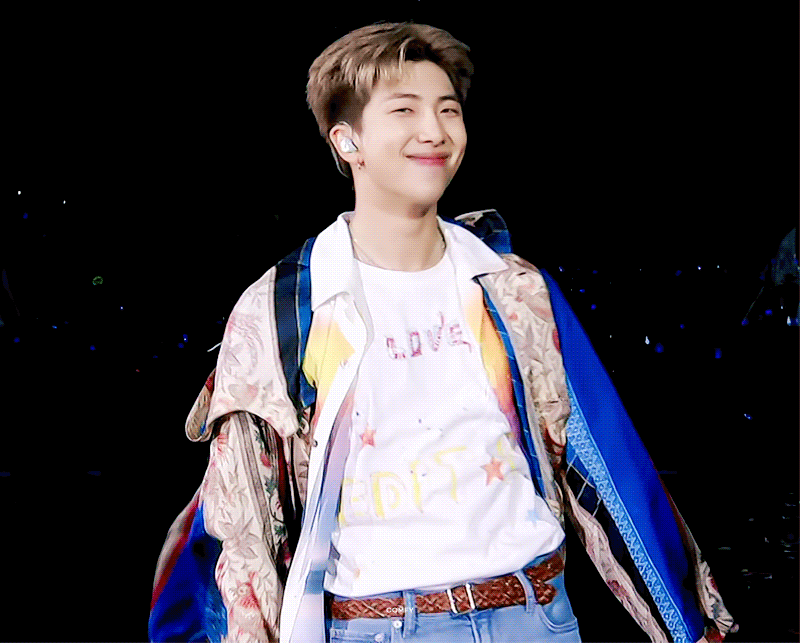 [잡담] 글로벌짱짱그룹 비티엣스 리더 랩퍼 영어잘함 미술잘알 알엠이지만 | 인스티즈