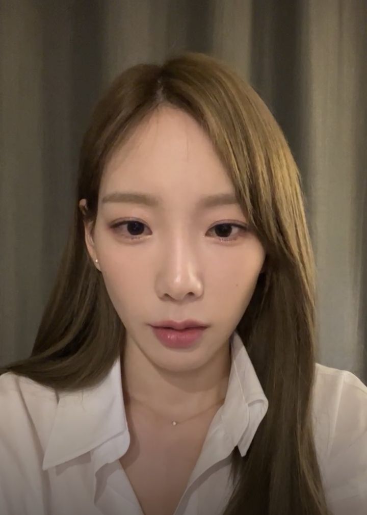 [잡담] 태연 라방 하도봐서 태연집 커튼이랑 내적친밀감 생김 - 인스티즈(instiz) 연예 카테고리