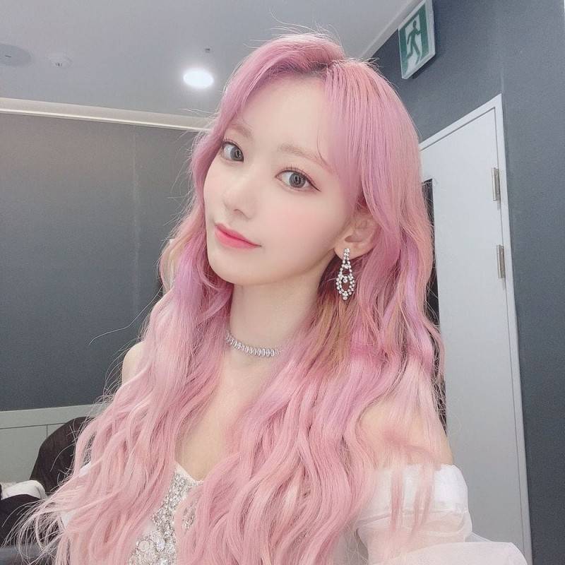 핑크색 머리 하고싶은데 얼마들까?? - 인스티즈(instiz) 뷰티 카테고리