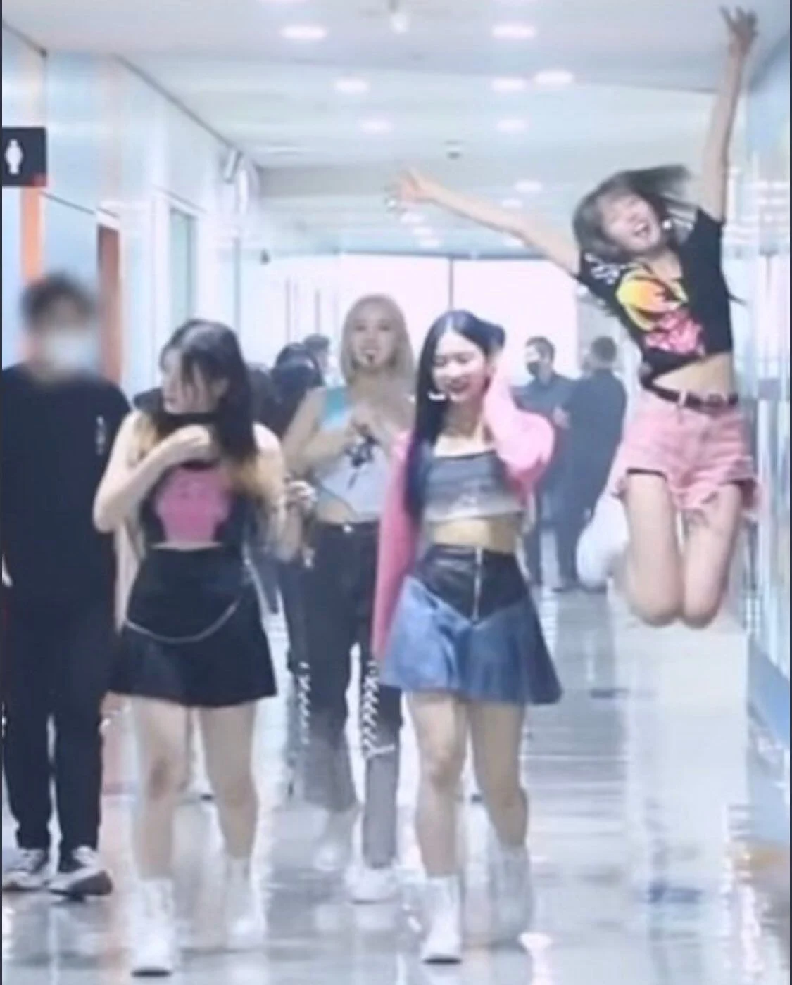 [잡담] 스테이씨 기사사진 뜰 때마다 너무 대놓고 엔프피걸 심자윤 | 인스티즈