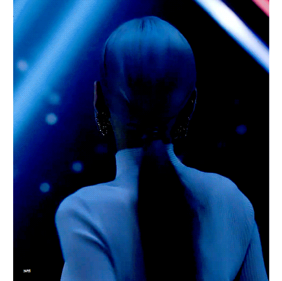 [잡담] 사람이 이렇게 AI 같을 수 있는거임? 태연도? | 인스티즈