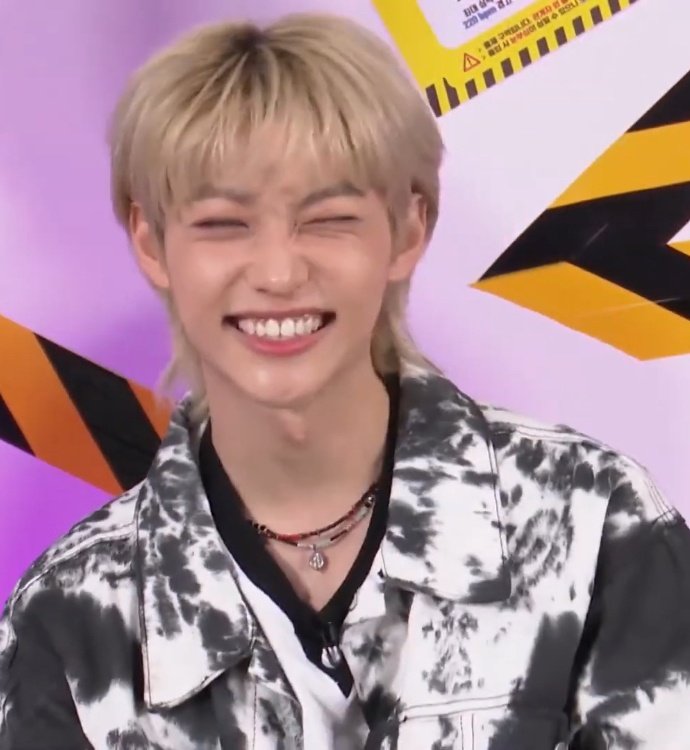 [잡담] 이 글에는 필릭스 웃는 얼굴밖에 없음 | 인스티즈