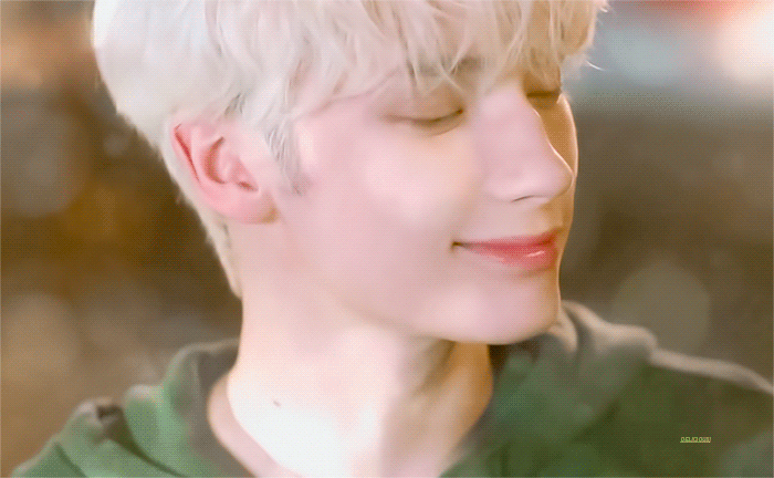 [잡담] 휴닝카이는 다 큰 것 같은데 여전히 뭔가 쁘띠하게 생김 | 인스티즈