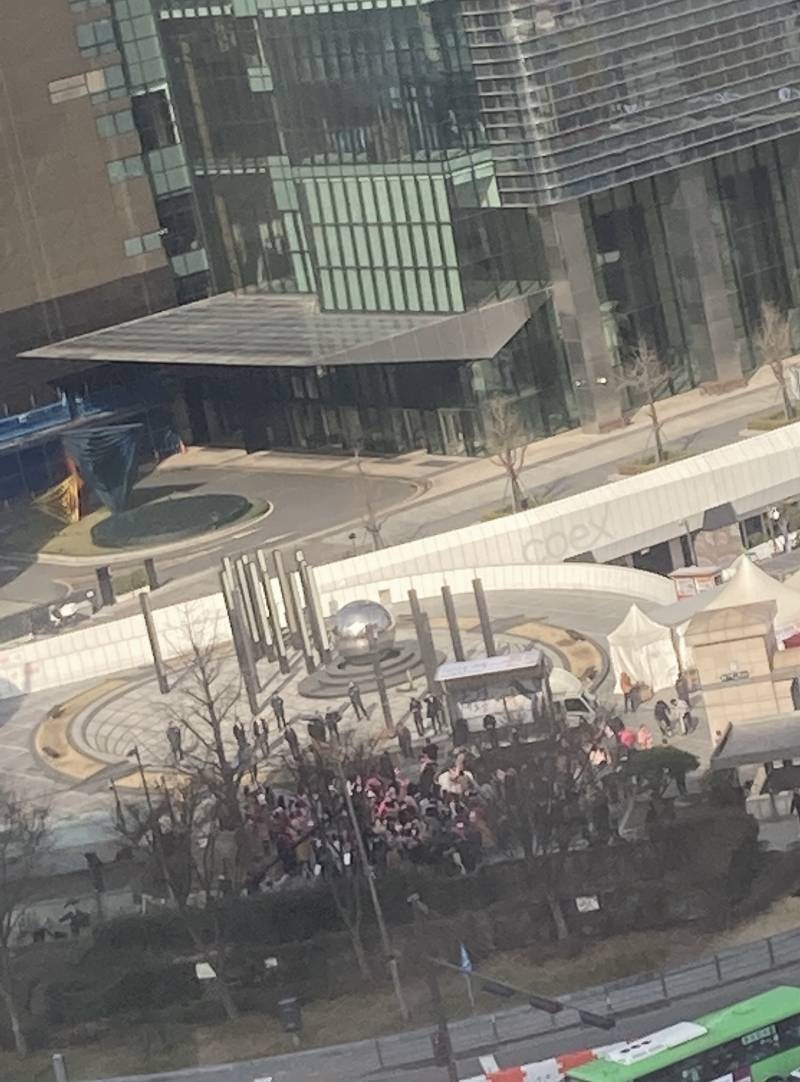 지금 코엑스에서 뭐 하는지 아는 사람?? | 인스티즈