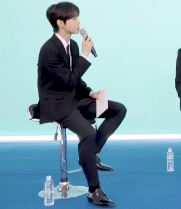 [잡담] 도영 오늘...헤메코 너무 좋다...ㅜㅜㅜㅜ나 이 머리 좋아하거덩 | 인스티즈