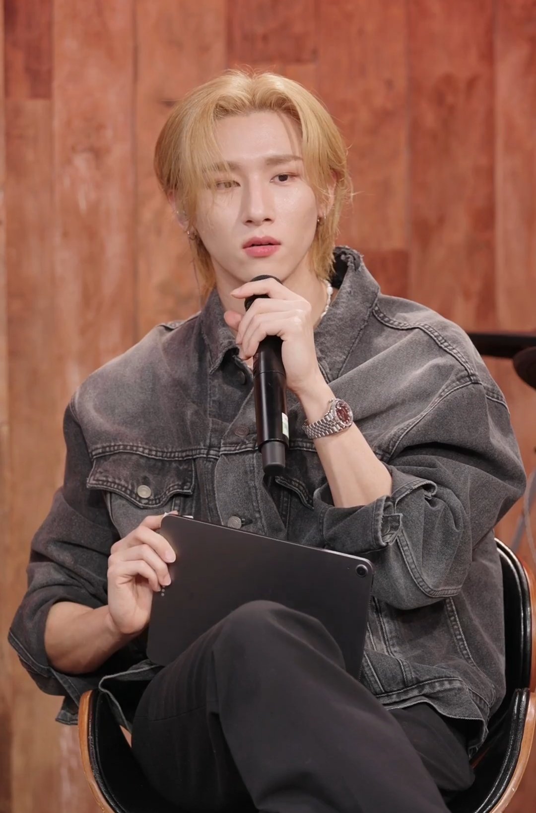 [잡담] 아이엠 금발 뭐랄까 원래 모발이 저 색인 사람 같음 | 인스티즈