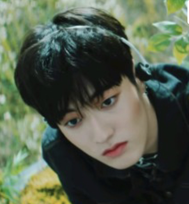 [잡담] 이 남돌 누구야? | 인스티즈