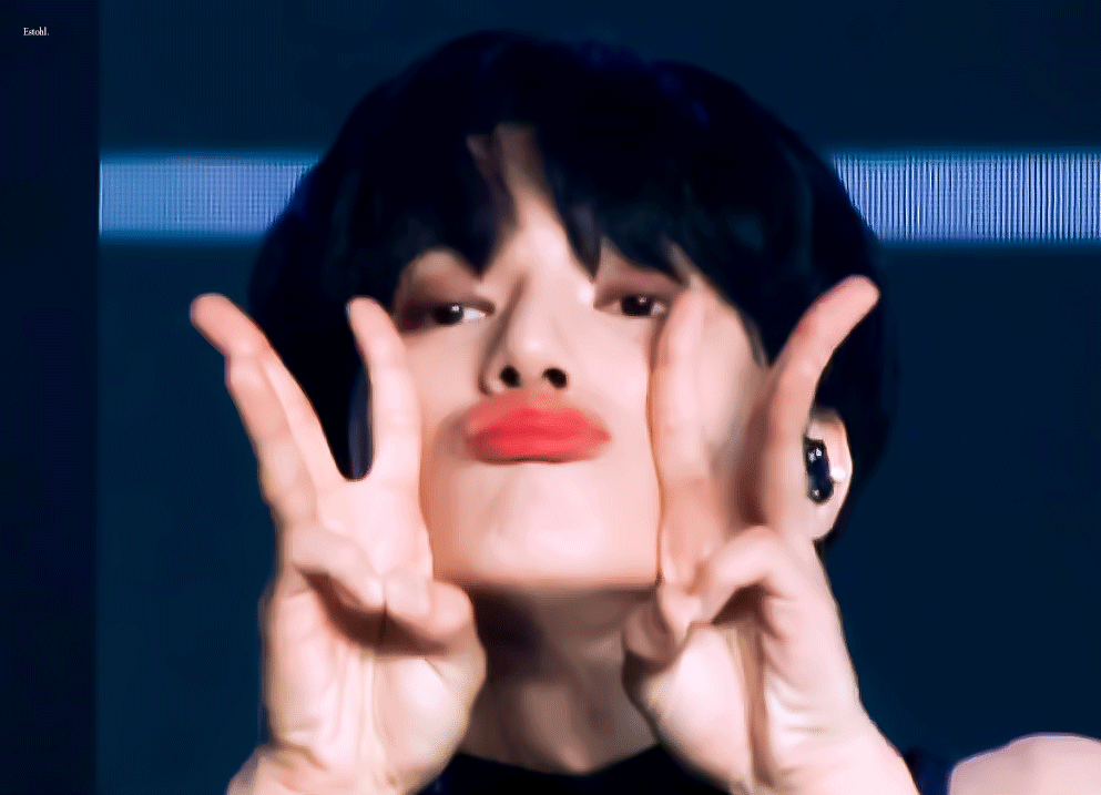 [잡담] 강아지상에 미치는 편인데 요즘 고양이 한명이 눈에 들어와서 돌겠음 | 인스티즈