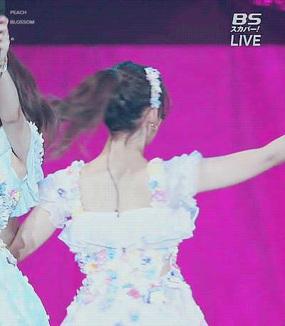 [잡담] 일본 코디 항상 촌스럽다 느꼈는데 사쿠라 보고 생각 바뀜 | 인스티즈