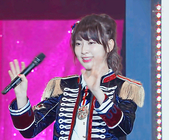 [잡담] 일본 코디 항상 촌스럽다 느꼈는데 사쿠라 보고 생각 바뀜 | 인스티즈