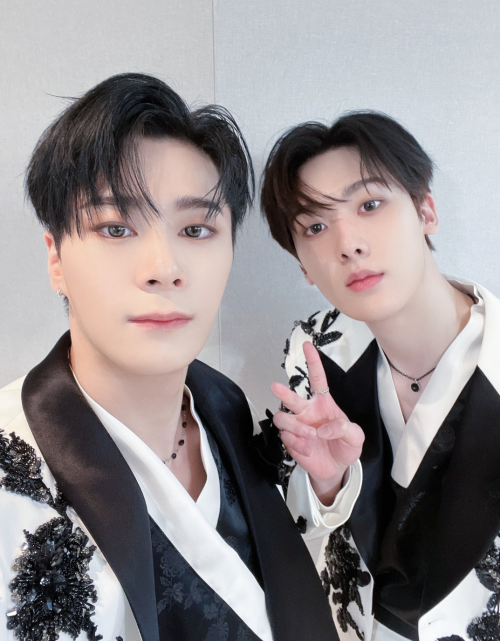 [잡담] 갠적으로 유닛 레전드 같은 남돌 | 인스티즈