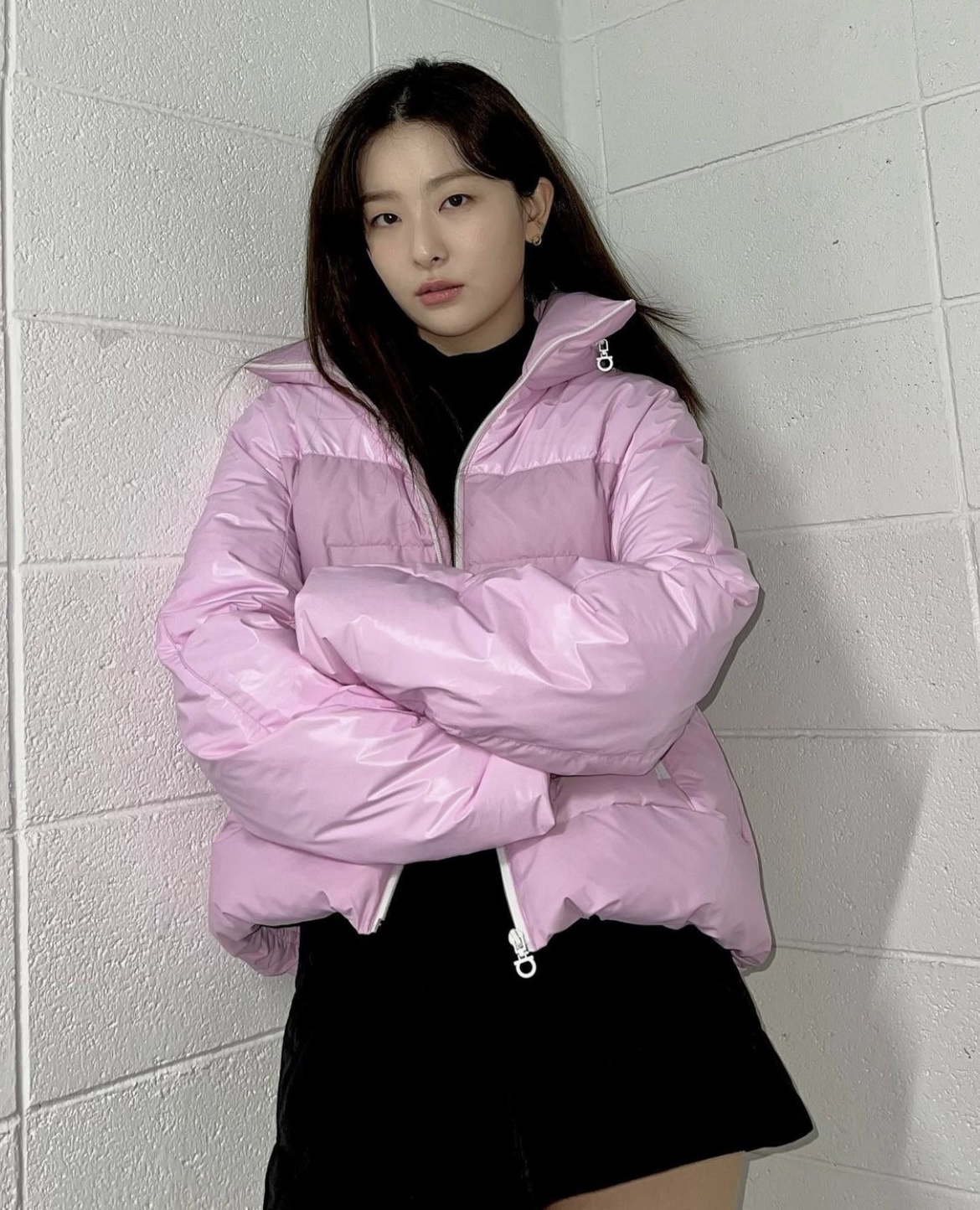 [잡담] 슬기 아이라인 연하거나 안 그리는 게 더 예쁜 것 같아 | 인스티즈