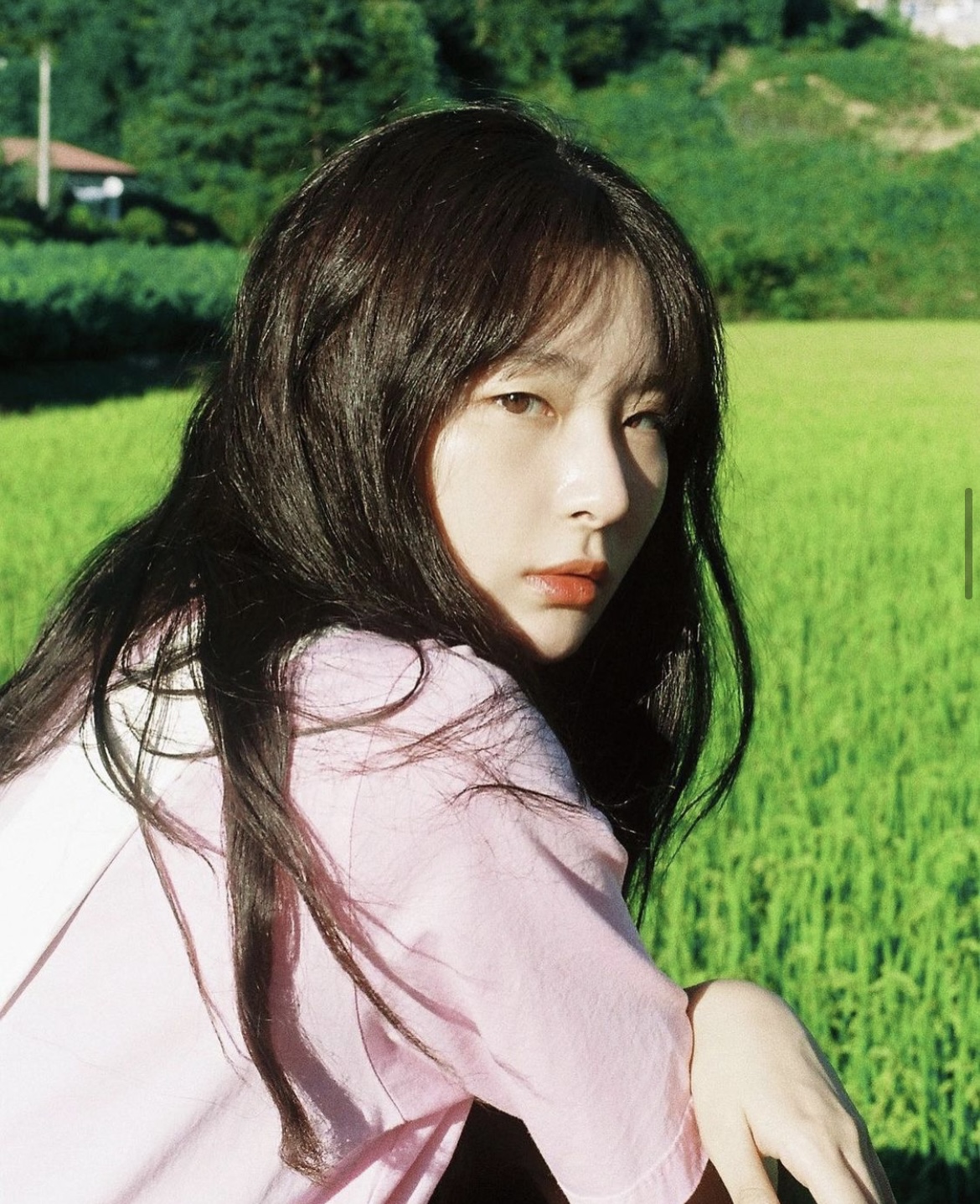 [잡담] 슬기 아이라인 연하거나 안 그리는 게 더 예쁜 것 같아 | 인스티즈