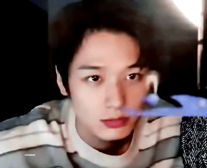 [잡담] 더보이즈 주연 완전 이 이모티콘 아닙니까? | 인스티즈