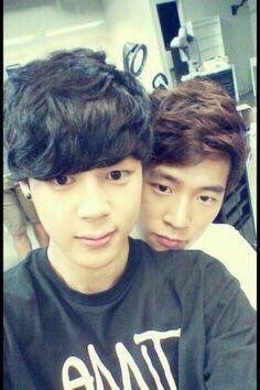 [잡담] 박서함 지민 다 낡아버린 사진 봤는데 | 인스티즈