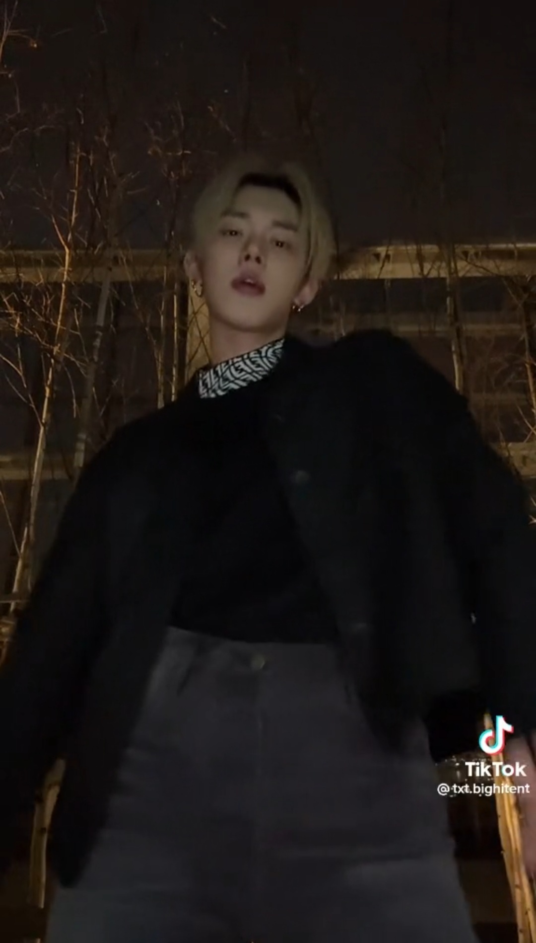 [잡담] 아무생각 없이 틱톡 보는데 투바투 연준이 상체 진짜 예의상 존재하는구나 | 인스티즈