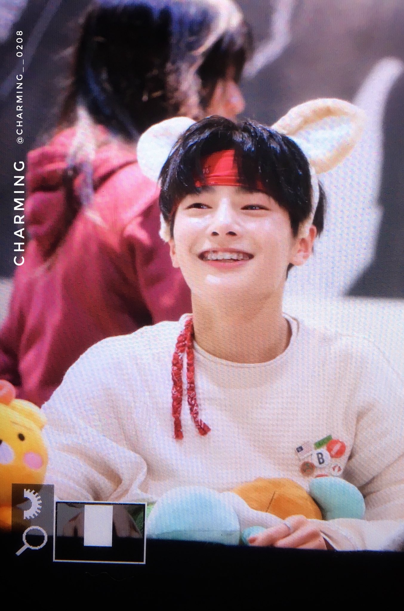 [잡담] 웃을 때 행복해지는 아기빵 | 인스티즈