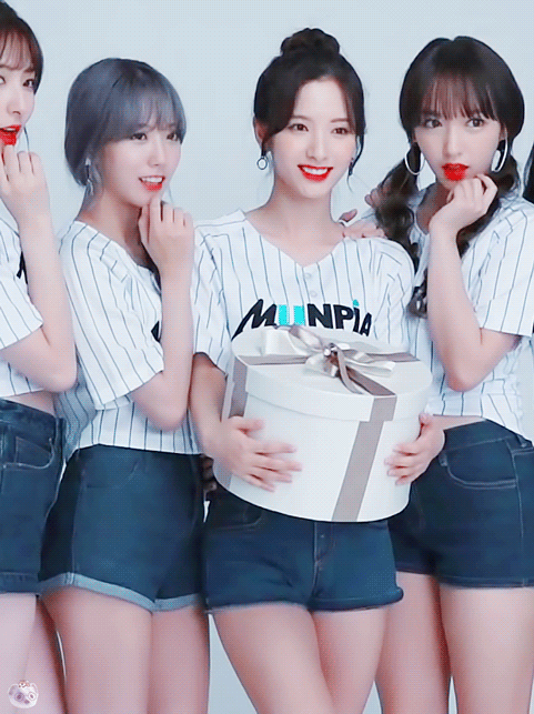 [잡담] 정말 같은 그룹인데 그림체가 달라… | 인스티즈