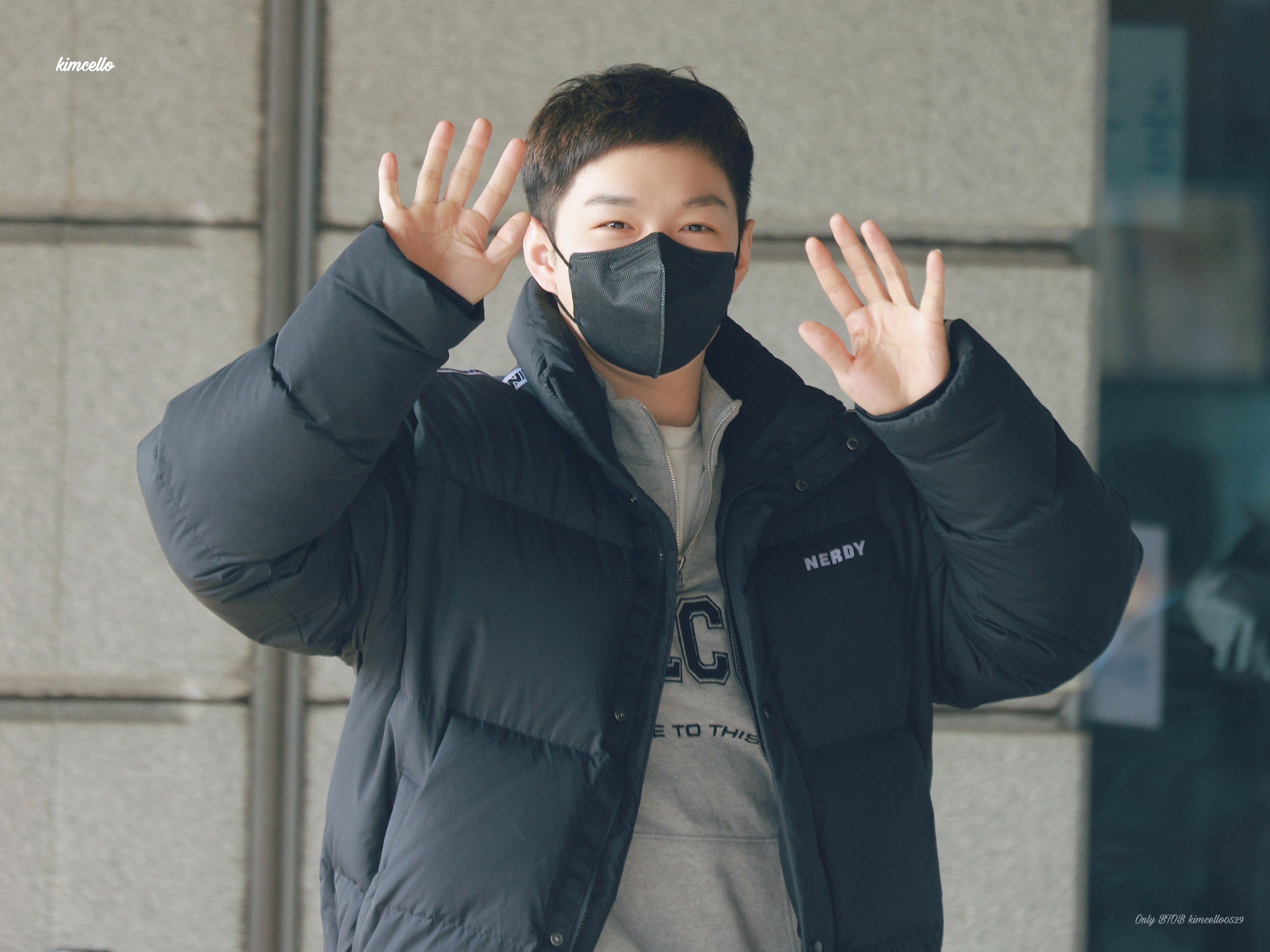 [잡담] 이창섭 이사진 찐 애기같음 ㅠㅠ | 인스티즈