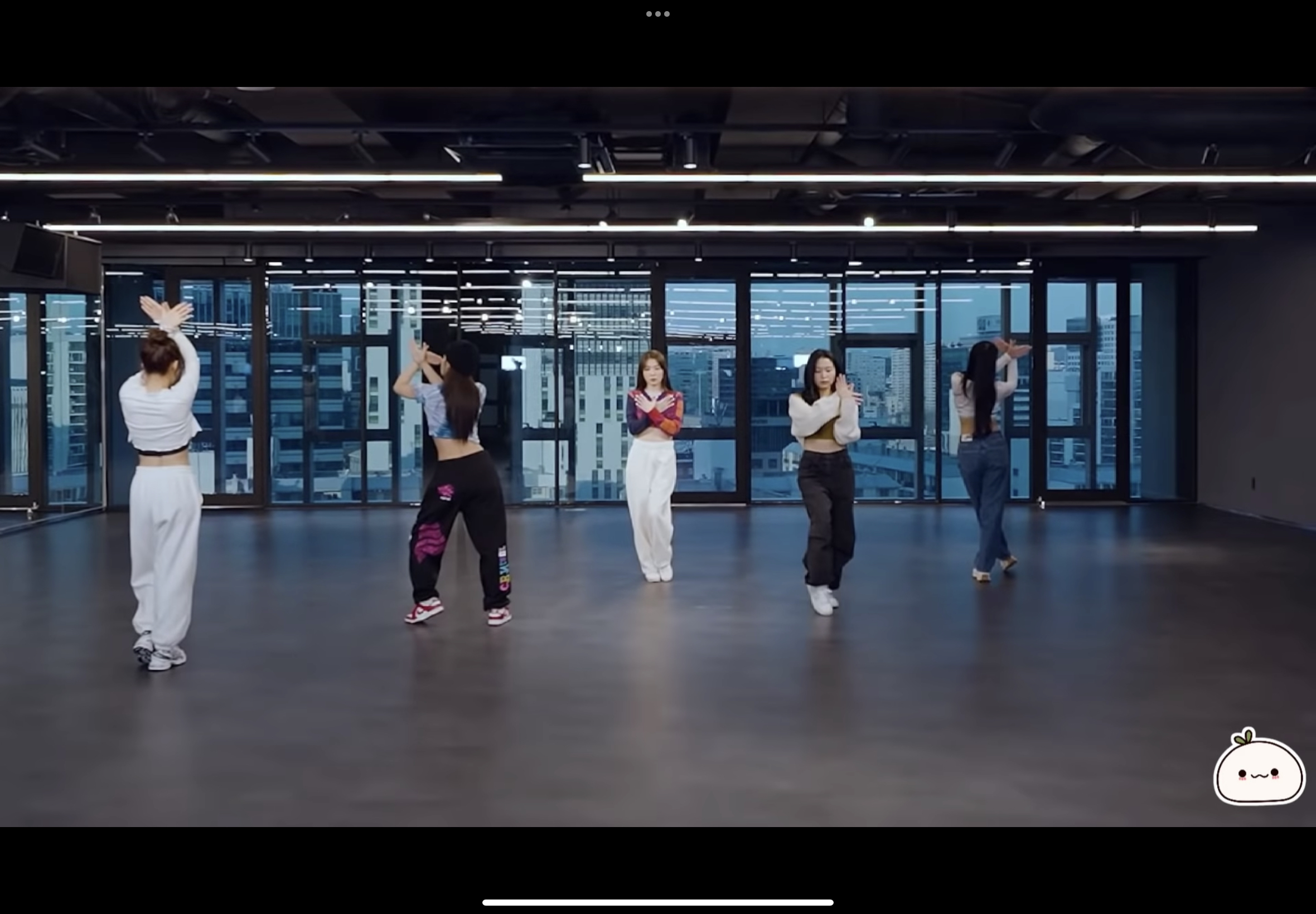 [잡담] 레드벨벳으로 보는 sm 연습실 변화 | 인스티즈