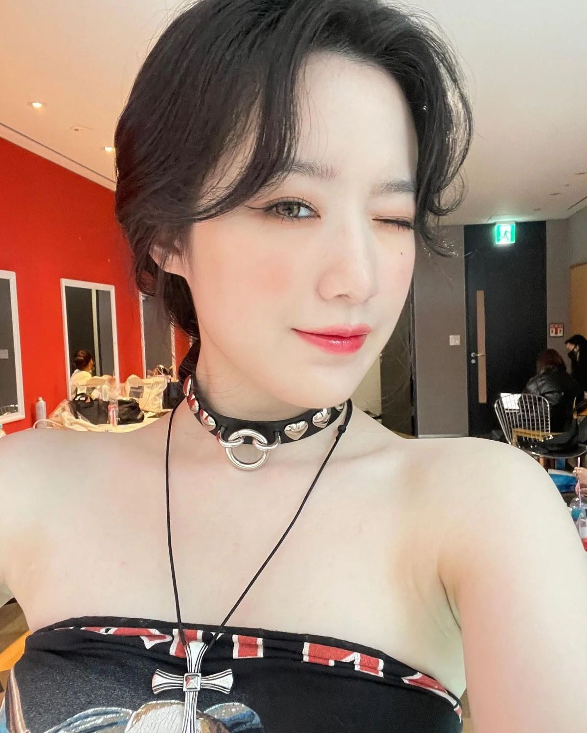 [잡담] 아이들 슈화 인스타 보는데 진짜 너무 너무 이렇게 생기고 싶다 | 인스티즈