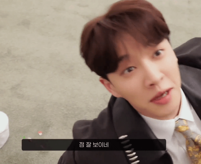 [잡담] 자기 점 잘 보인다고 이렇게 웃어도 되는거야 기광아? | 인스티즈