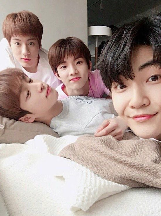 [잡담] 사이좋은 더보이즈💕 | 인스티즈