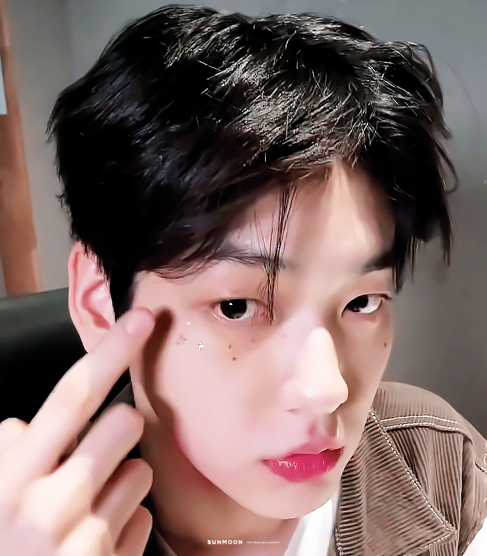 [잡담] 투바투 수빈이 오늘 브이앱 이 짤 너무 예쁘다😭 | 인스티즈