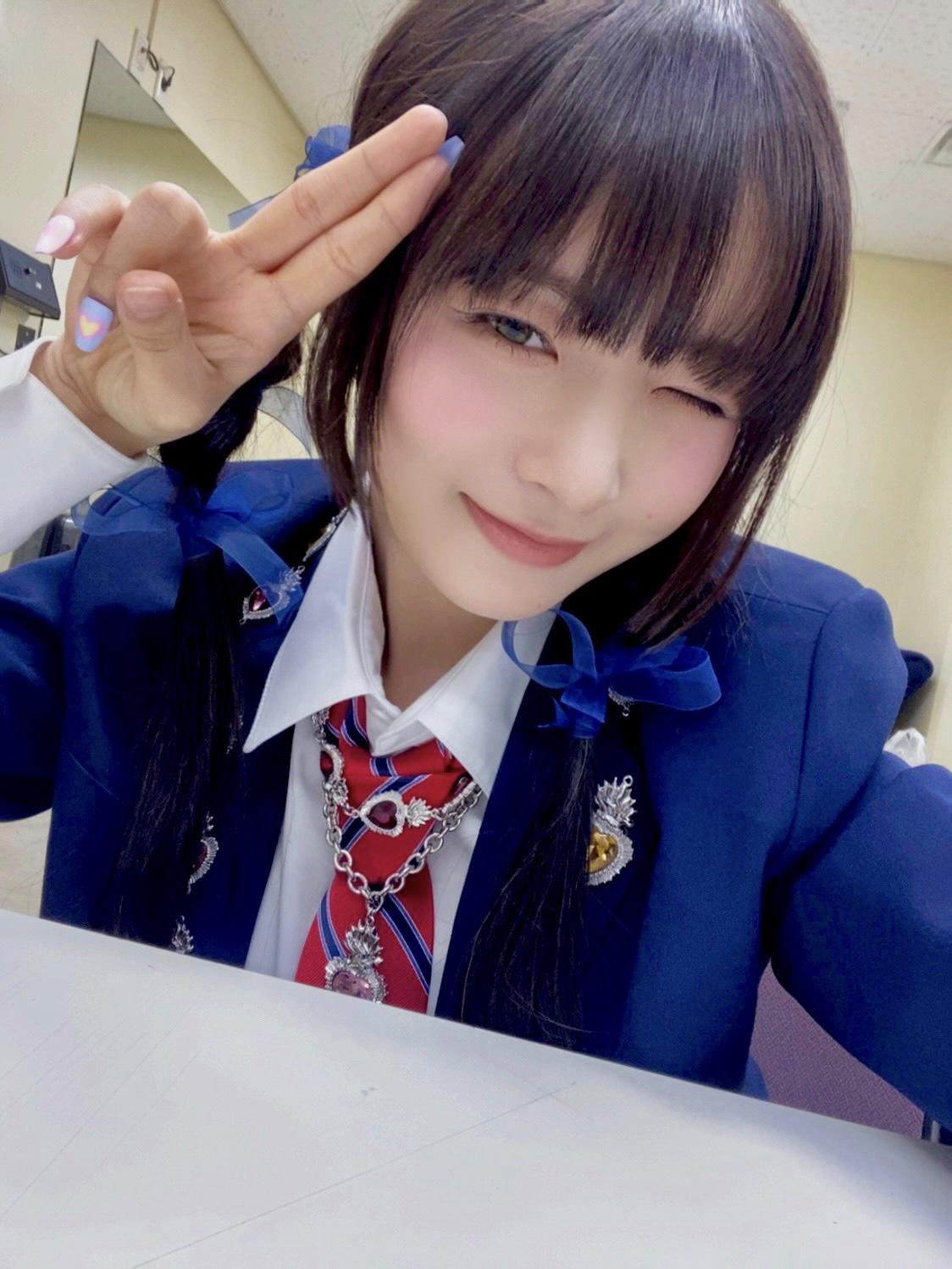 [잡담] 레이의 갸루피스에 이은 새로운 포즈 | 인스티즈