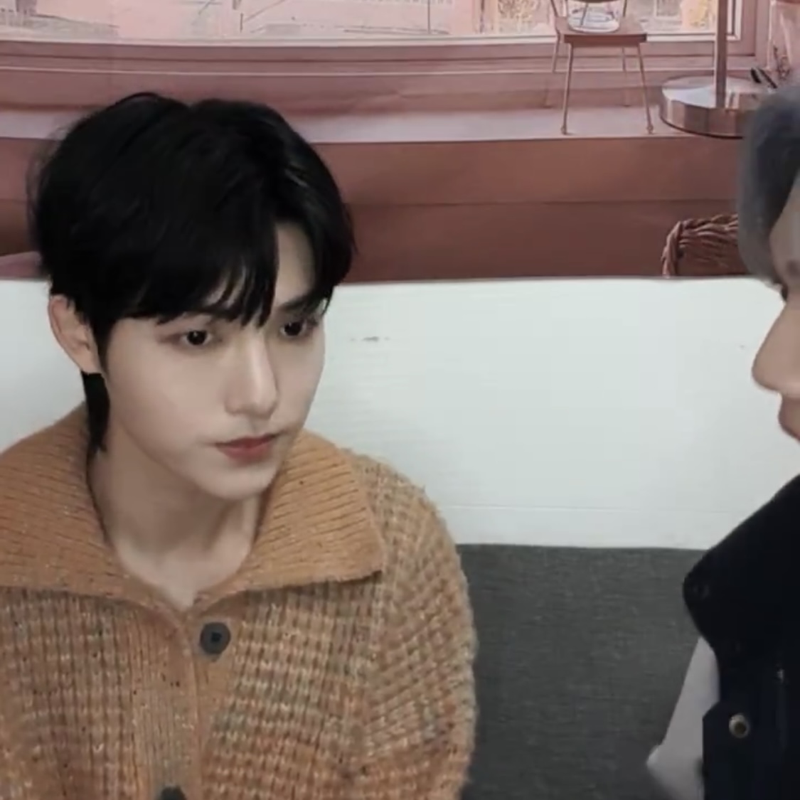 [OnAir] 아니 진짜 개잘생겼는데 | 인스티즈