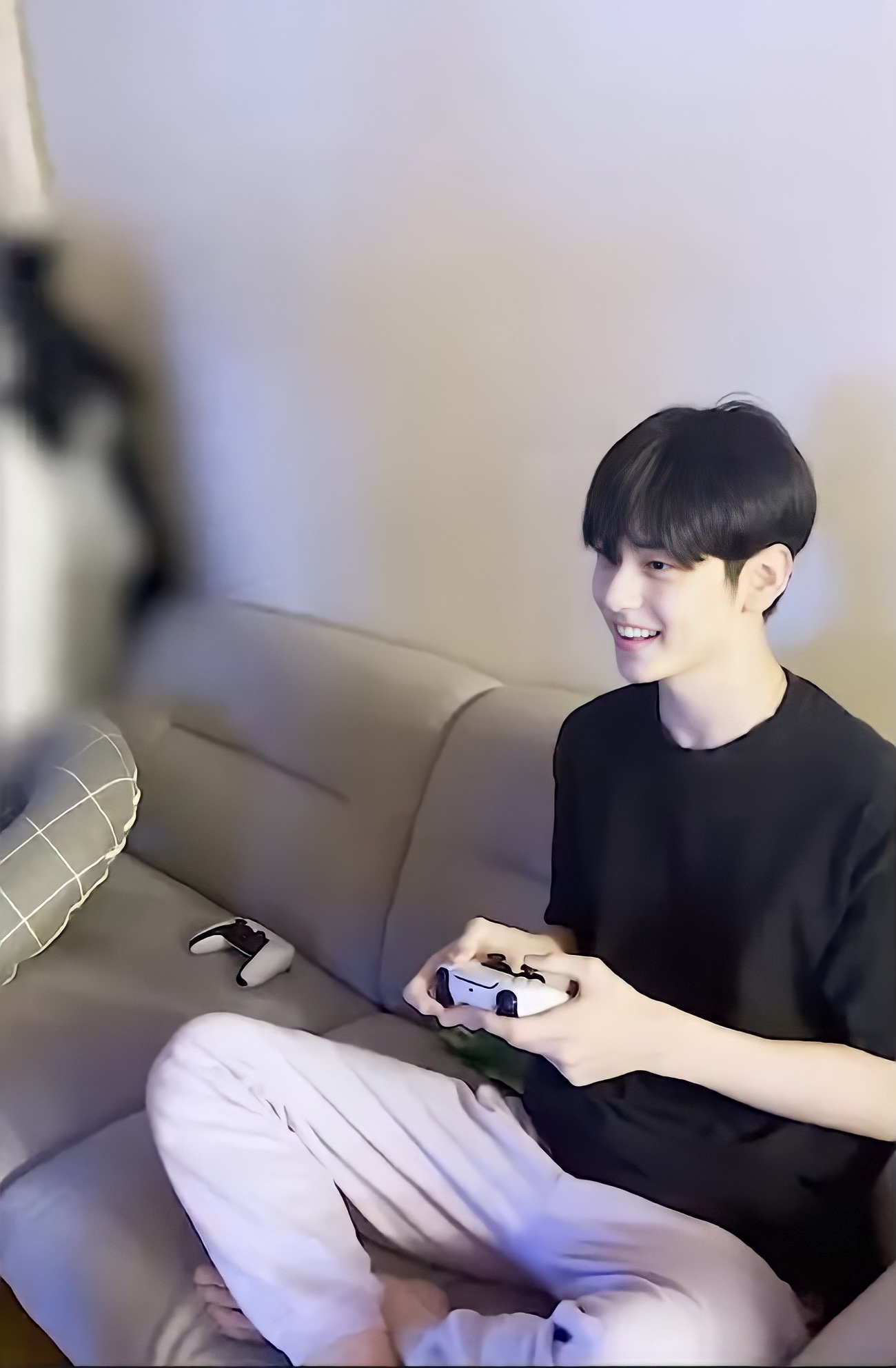 [잡담] 최수빈 쌩얼에 편안하게입을때 나오는 느낌이 너무 좋아 | 인스티즈