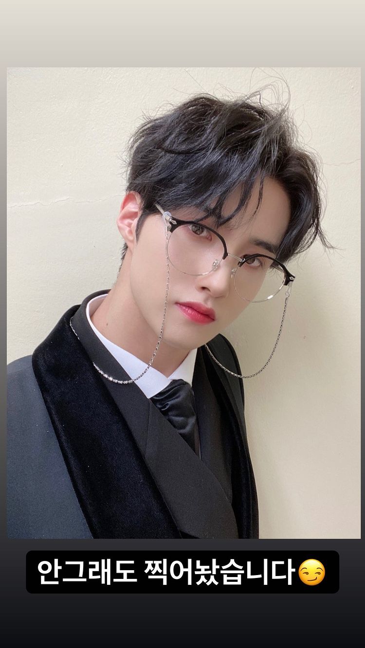 [잡담] 펜타곤 여원 안경 쓴 거ㅠㅠㅠㅠ | 인스티즈