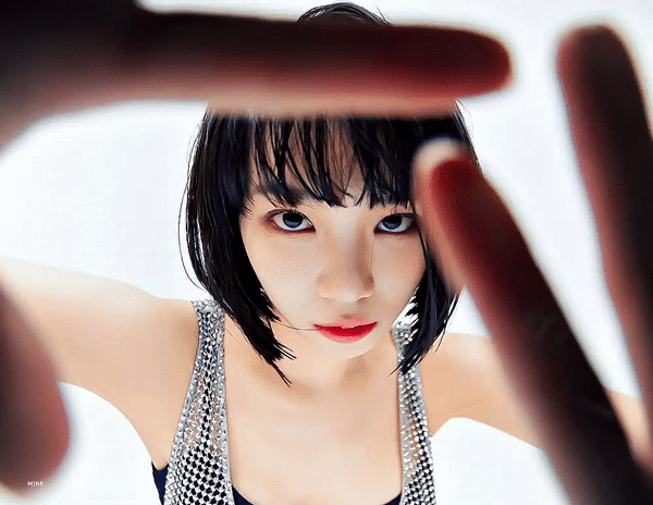 [잡담] 채원이 찡끗 하는거 귀엽다 ㅠ | 인스티즈