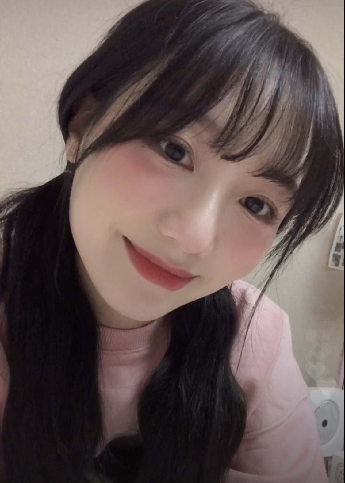 [잡담] 류수정 방금 라방 했는데 아무래도 러블리함 최고인듯 | 인스티즈