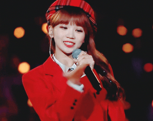 [잡담] 김채원 아이즈원 시절 움짤 보는데 새삼 이미지 정반대다ㅋㅋㅋㅋㅋㅋ | 인스티즈