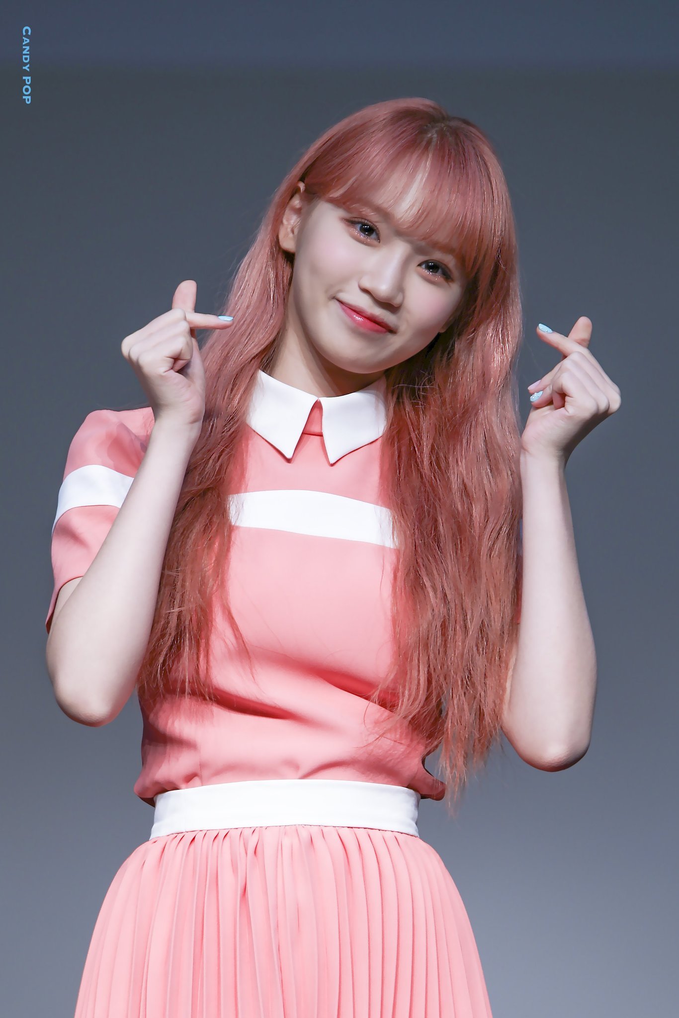 [잡담] 김채원 3년 전 오늘이랑 비교하니까 진짜 많이 성숙해지긴했다ㅋㅋㅋㅋ | 인스티즈