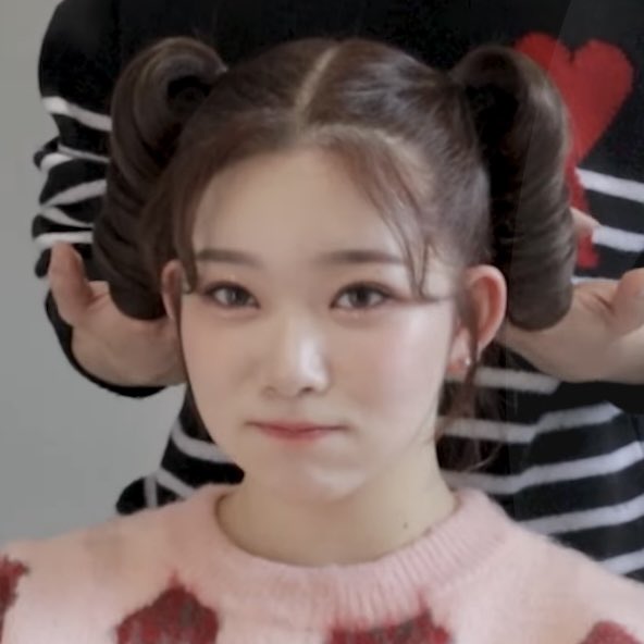 [잡담] 기우쌤 영상에 츠키 나온 거 귀여움 레전드 | 인스티즈