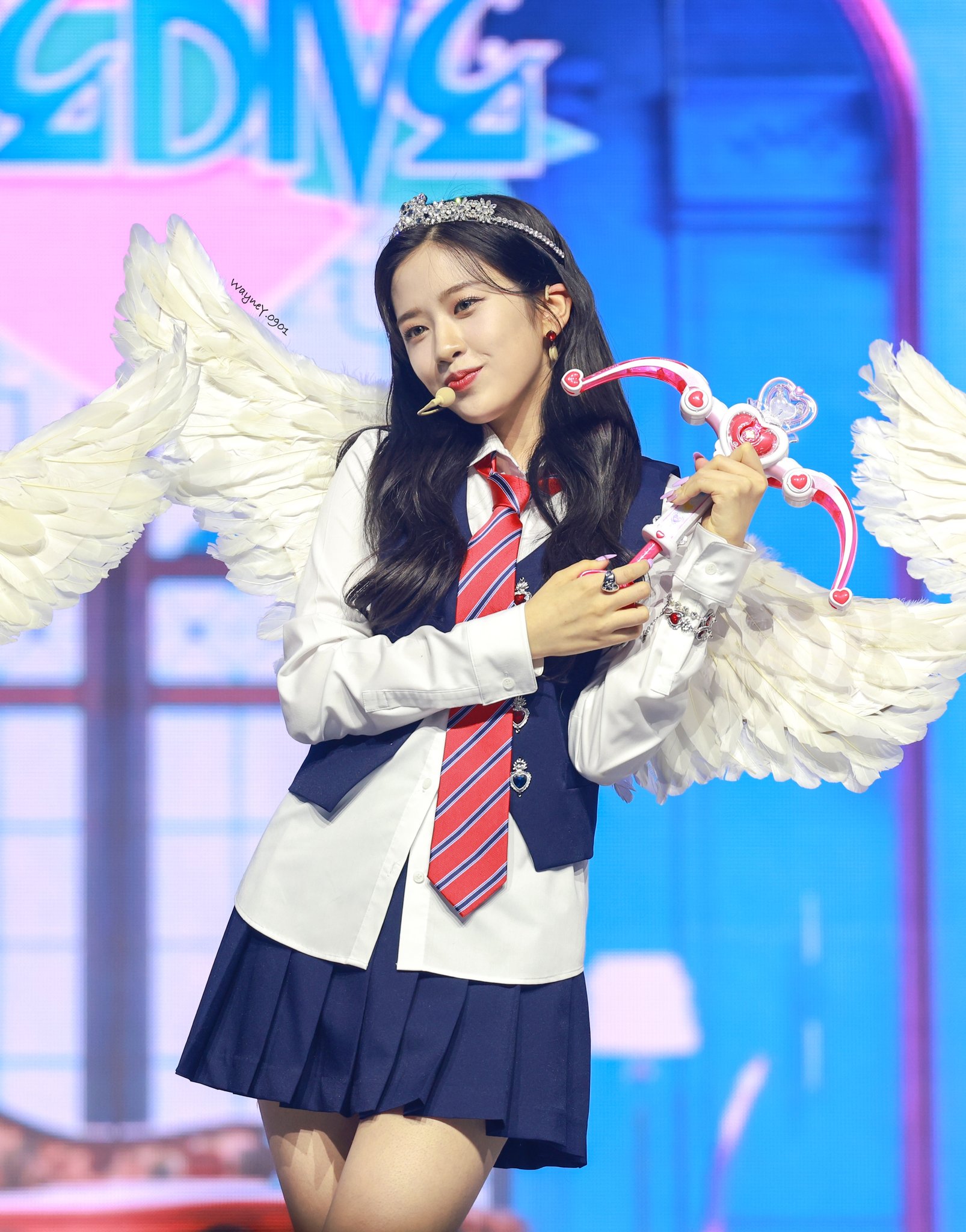 [잡담] 최근 본 여돌 교복 착장 중에 제일 마음에 드는 코디.. | 인스티즈