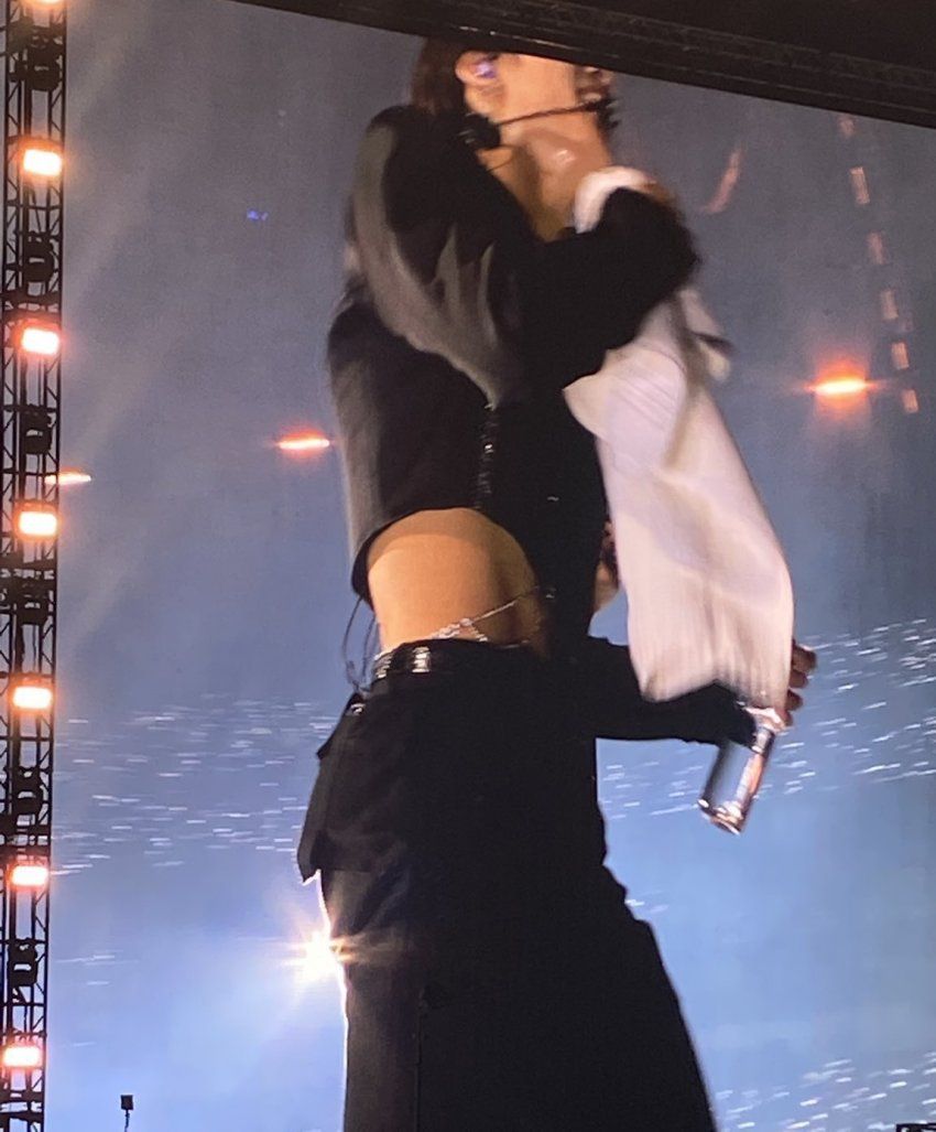 [잡담] 바디체인이 얆은게 더 고자극이라는걸 정국이보고 깨달음 | 인스티즈