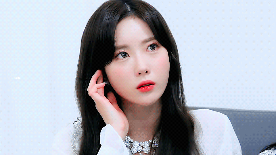 [잡담] 이루다 얼굴 넘 좋다 | 인스티즈