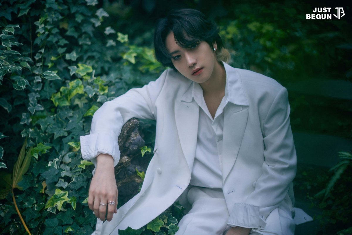 [잡담] 저스트비 이번에 꼭 뜬다 진짜 뜬다 노래좋다 한번씩 들어봐주라 | 인스티즈