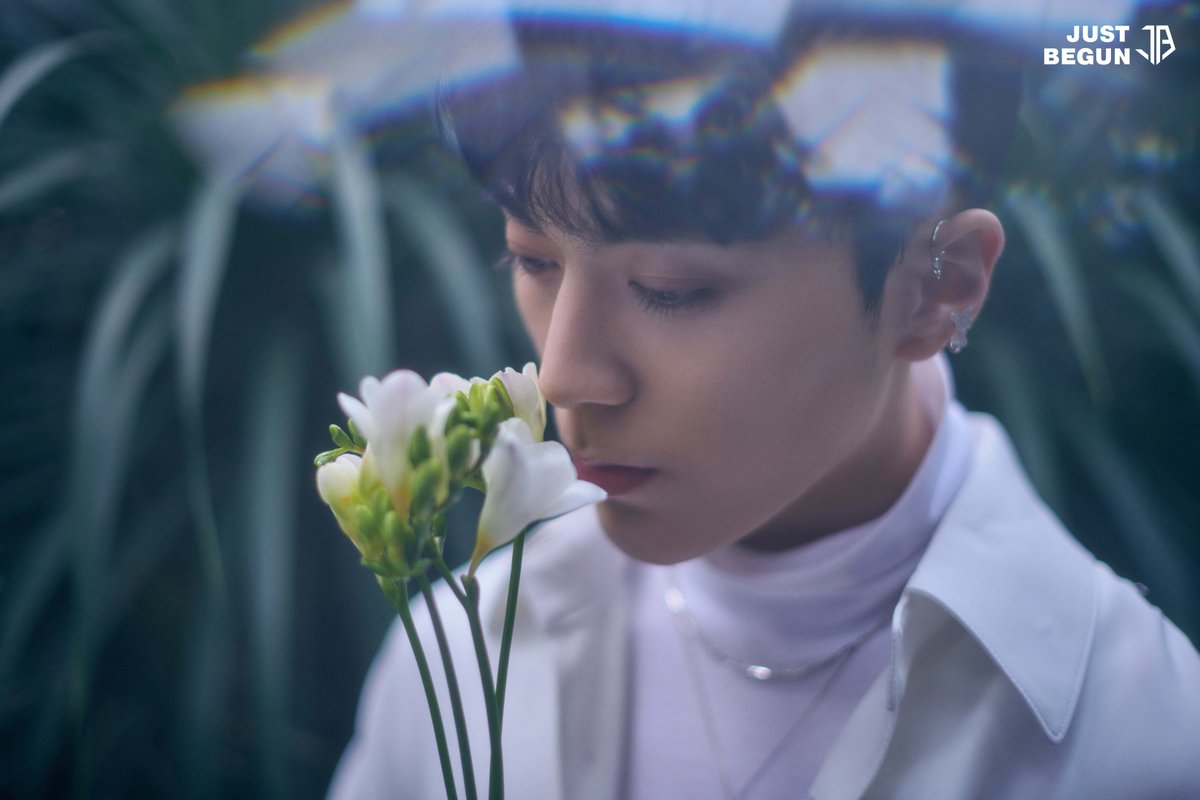 [잡담] 저스트비 이번에 꼭 뜬다 진짜 뜬다 노래좋다 한번씩 들어봐주라 | 인스티즈