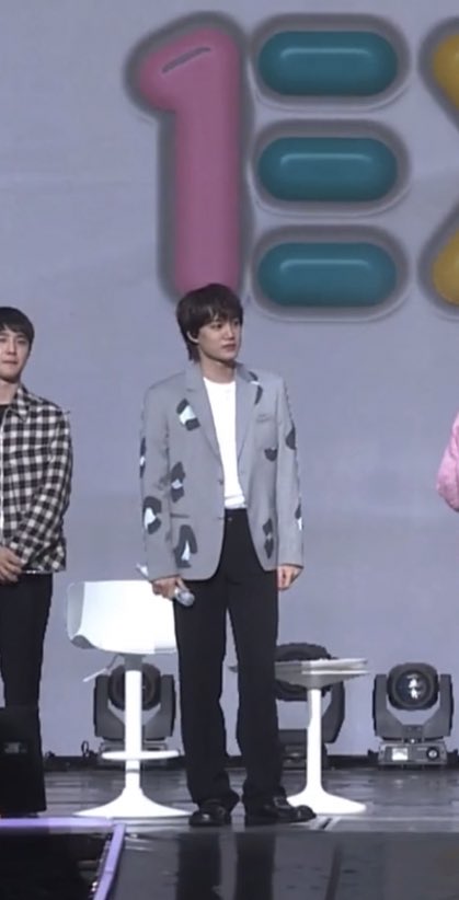 [잡담] 아 김종인 팬미팅 시작하자마자 운거 너무 ㄱㅇㅇ | 인스티즈