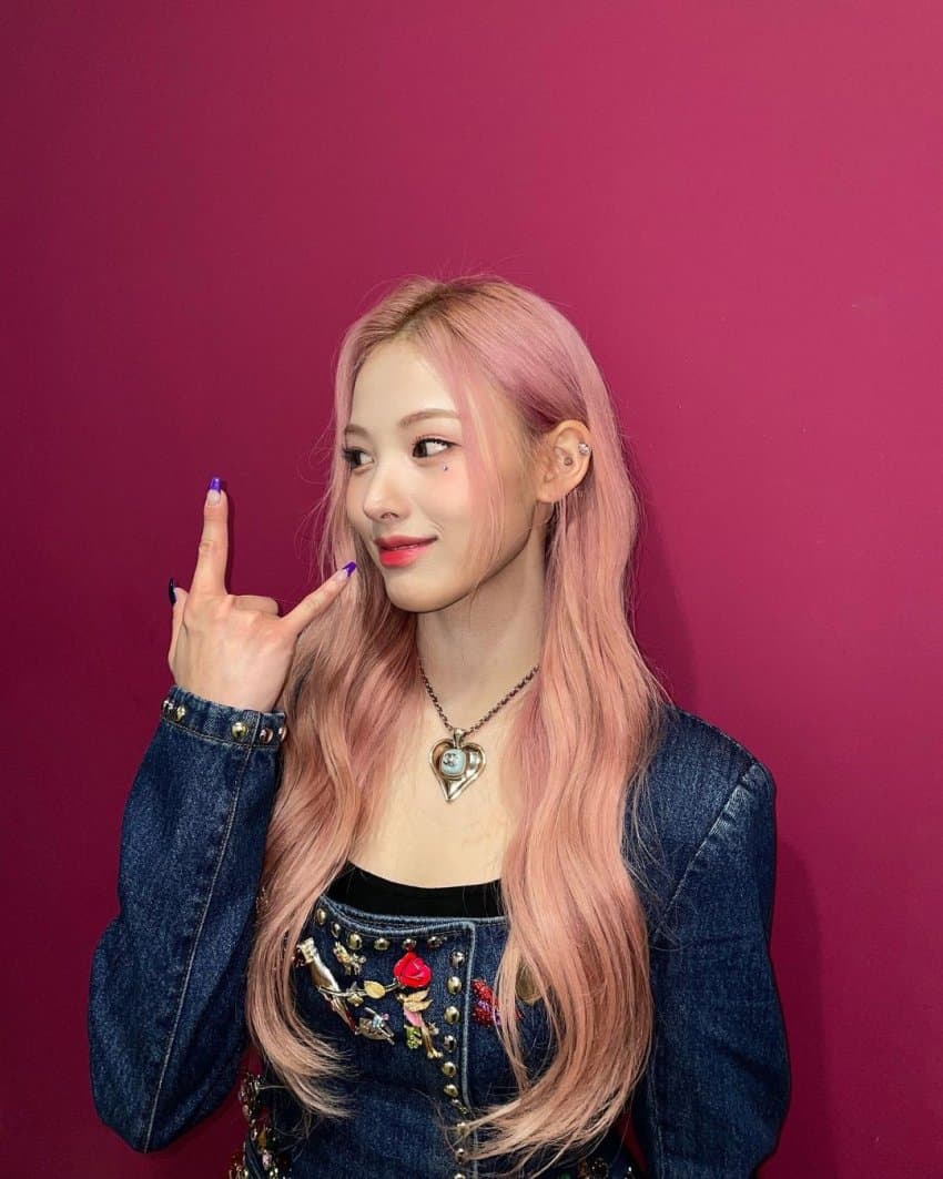 [잡담] 지니 너무 예쁘다.. | 인스티즈